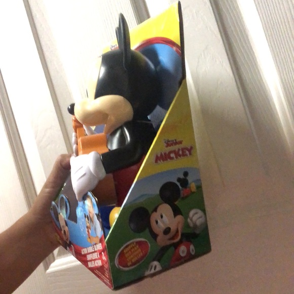 Sold - Picture 3 of 6